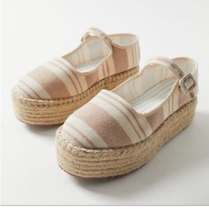 Urban Outfitters Espadrille Platform Classic Mary Jane